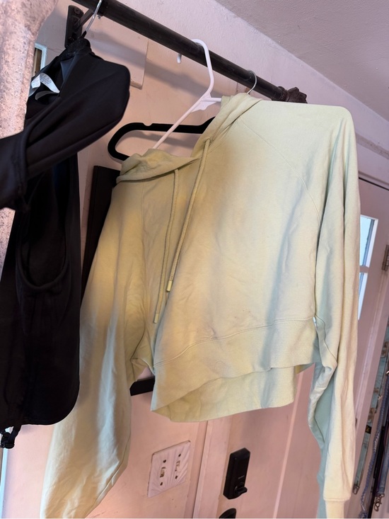 ALO Yoga Tops - ALO Yoga Pastel Green Cropped Hoodie